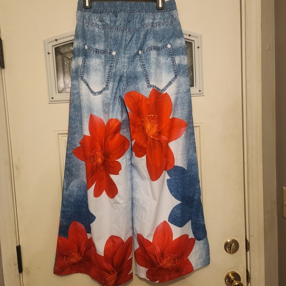 Floral Wide Leg Pants - Red and Blue - Picture 2 of 2